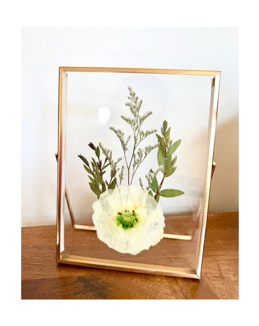 6x8 Metal Boutonniere