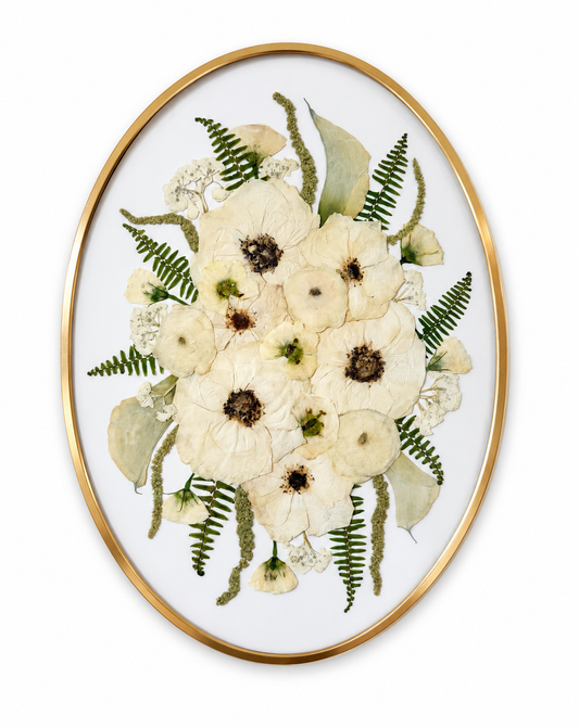 11x15.5 Oval Bouquet Gold Frame - White Backing